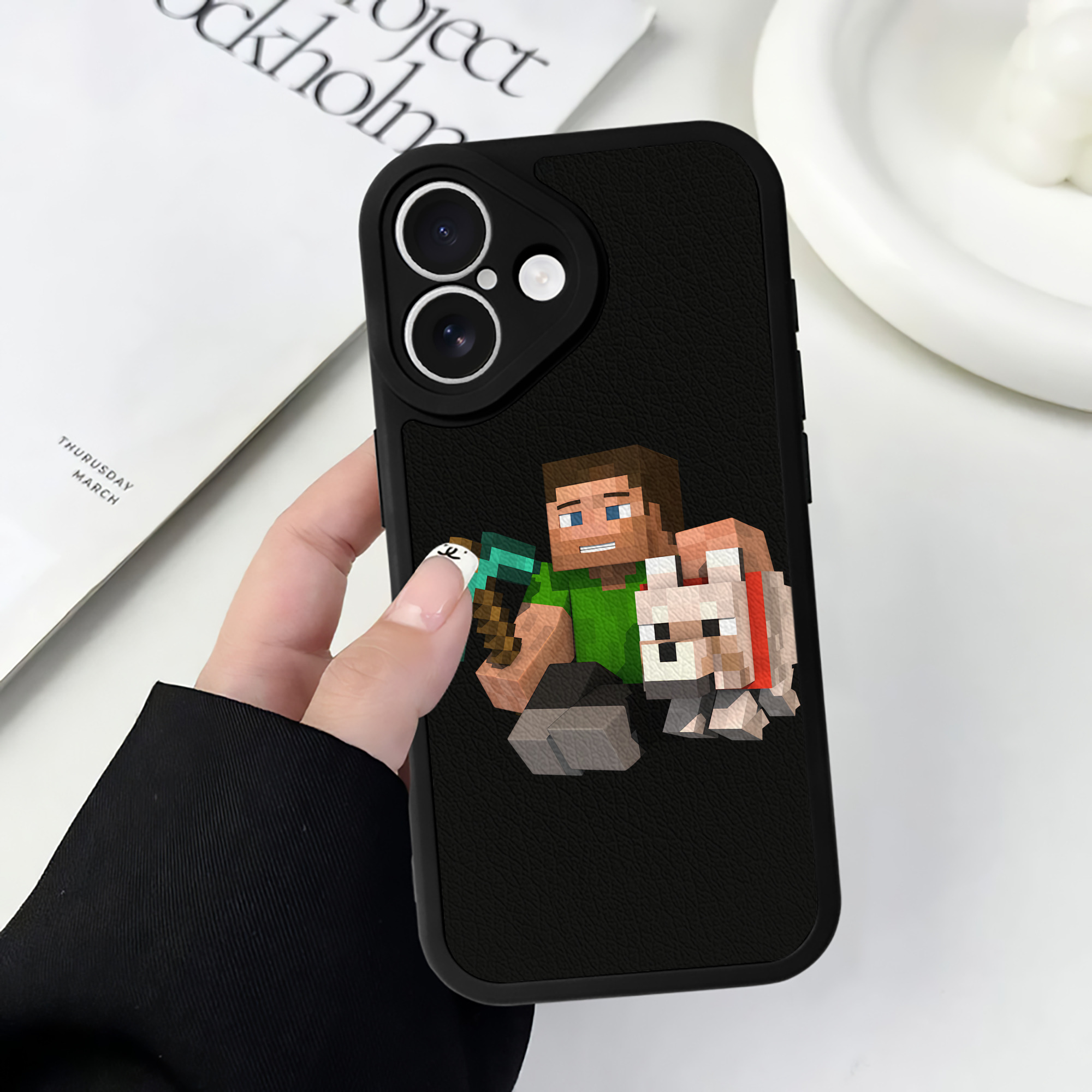 （画像用） マインクラフト ブロックの世界 Minecraft MC Block world 【iPhone 16シリーズ対応】シリコンスマホケース（レザー調） 材質：シリコン